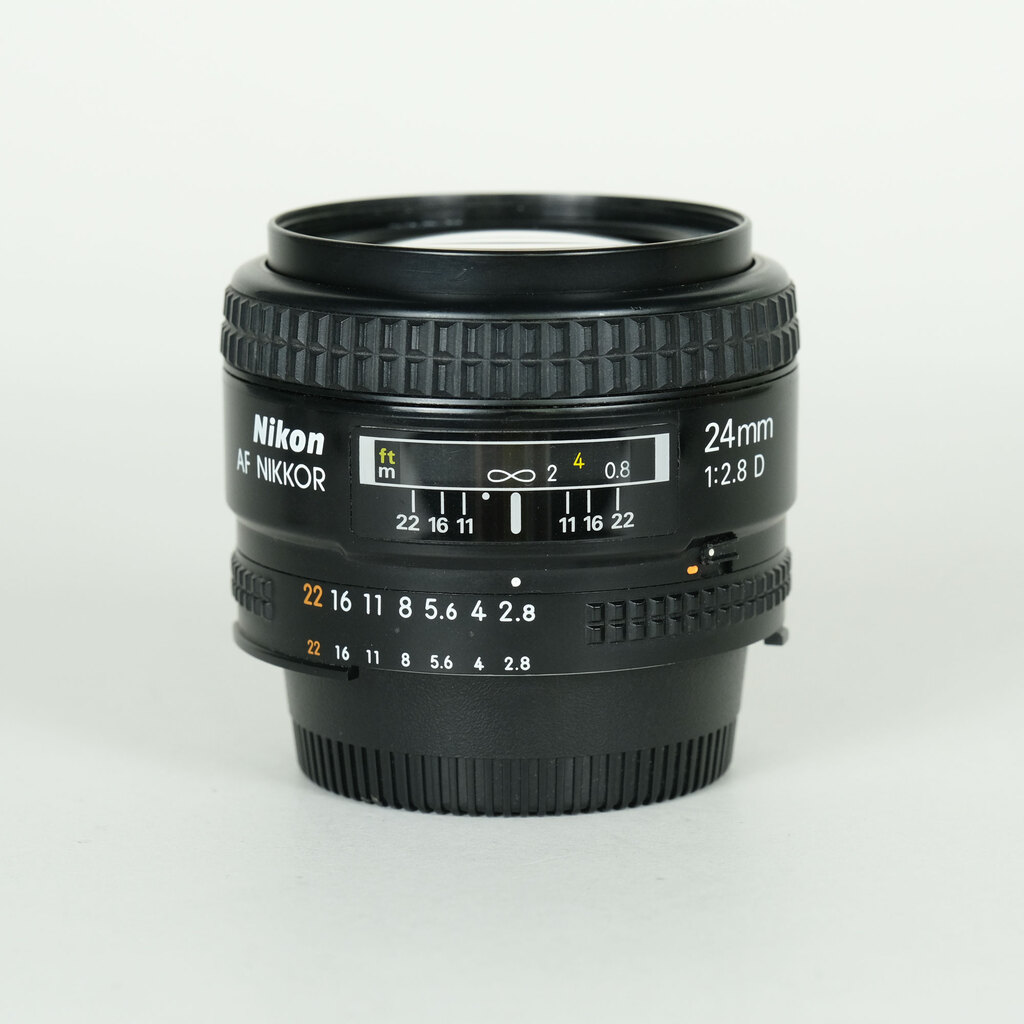 Nikon Ai AF Nikkor 24mm F2.8D