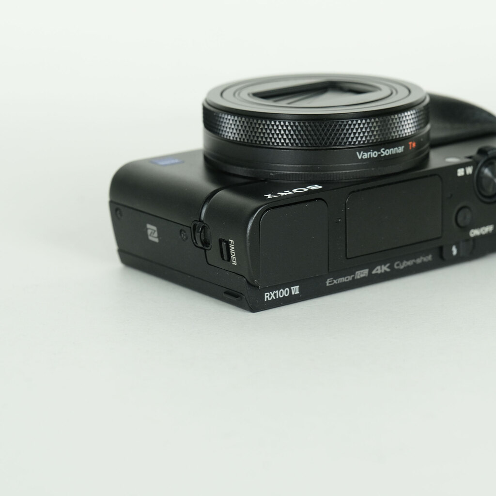 SONY Cyber-shot DSC-RX100M7 SONY Cyber-shot DSC-RX100M7