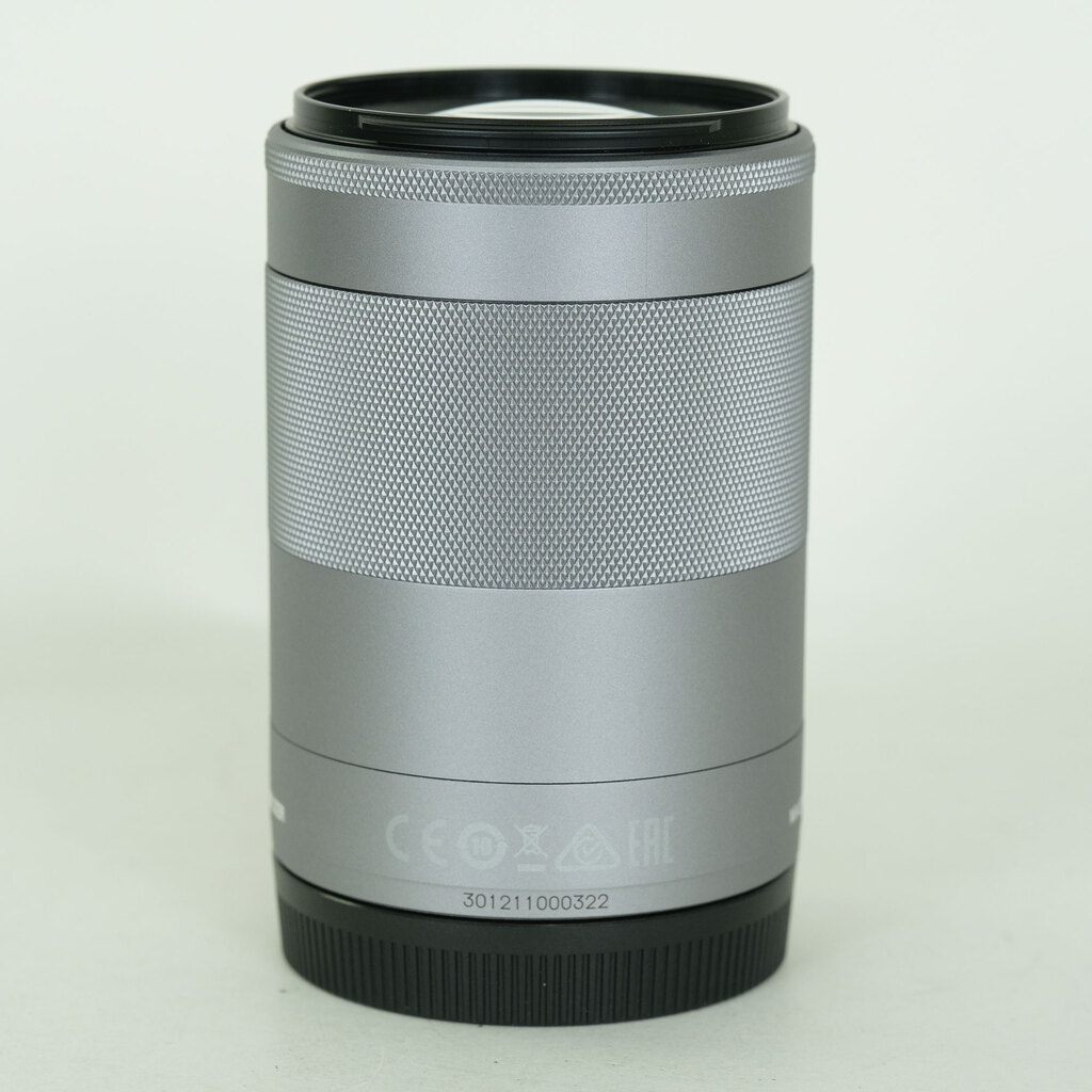 Canon EF-M55-200mm F4.5-6.3 IS STM シルバー