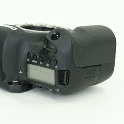 Canon EOS 6D Mark II Canon EOS 6D Mark II