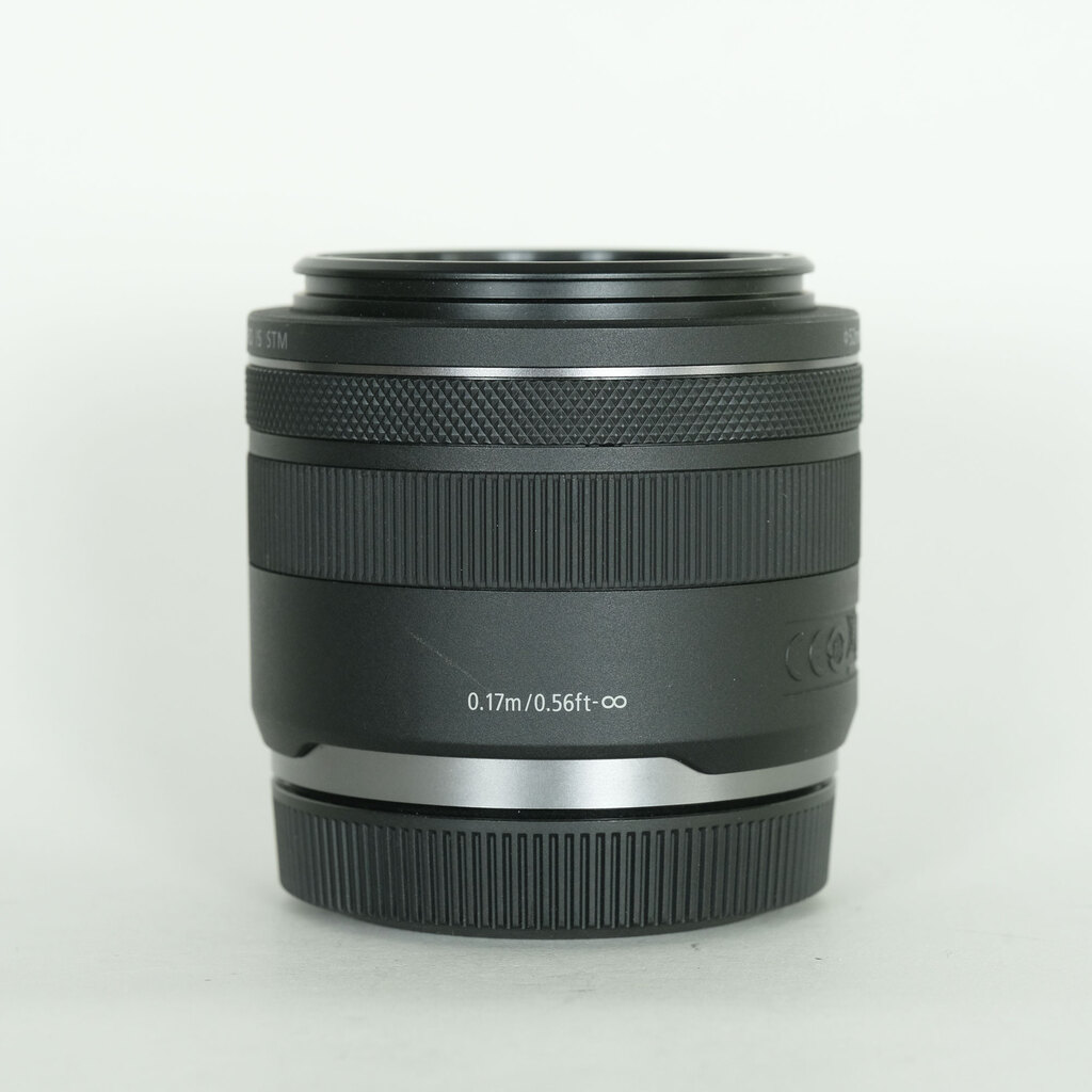 Canon RF35mm F1.8 MACRO IS STM