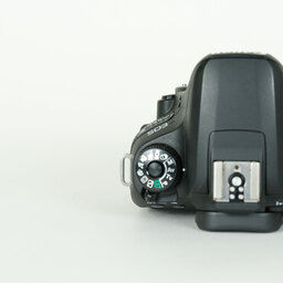 Canon EOS 9000D