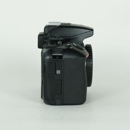 Nikon D5600