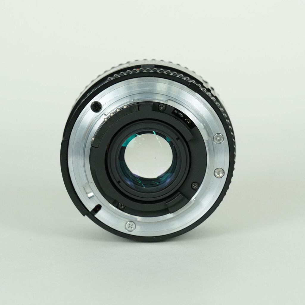 Nikon Ai AF Nikkor 24mm F2.8D