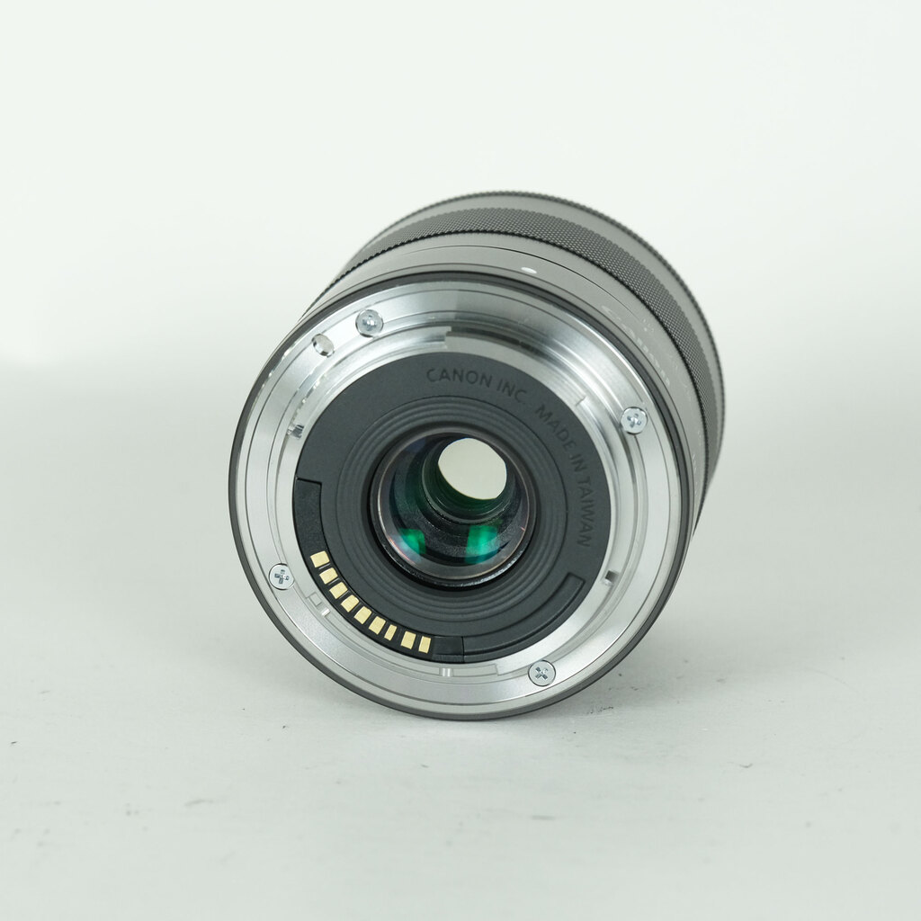 Canon EF-M18-55mm F3.5-5.6 IS STMの出品 | ONE SCENE（ワンシーン）