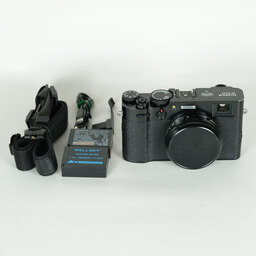 FUJIFILM X100V ブラック FUJIFILM X100V ブラック