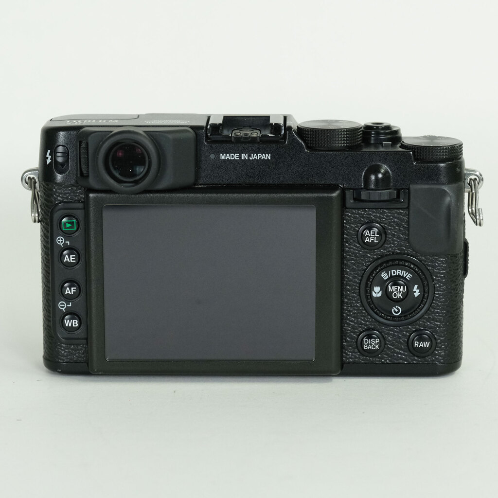 FUJIFILM X10 ブラック