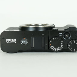 FUJIFILM X-E5
