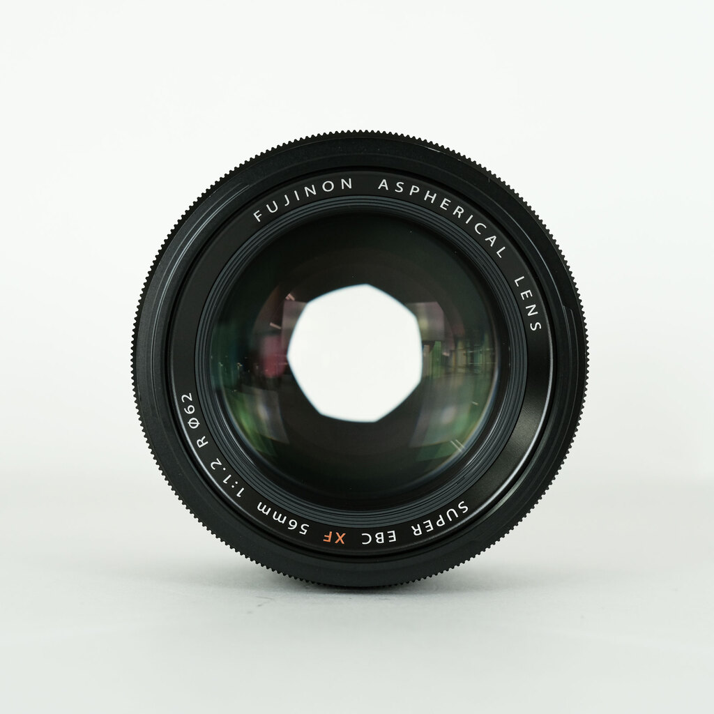 FUJIFILM XF56mmF1.2 R