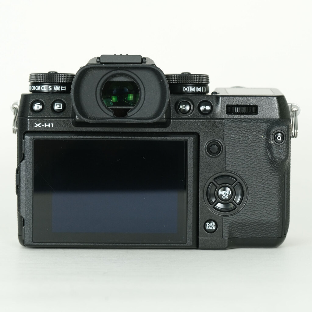 FUJIFILM X-H1