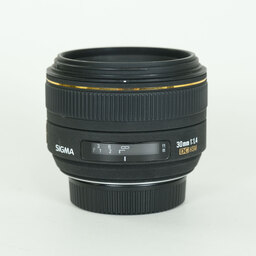 SIGMA 30mm F1.4EX DC HSM (ニコンF用)