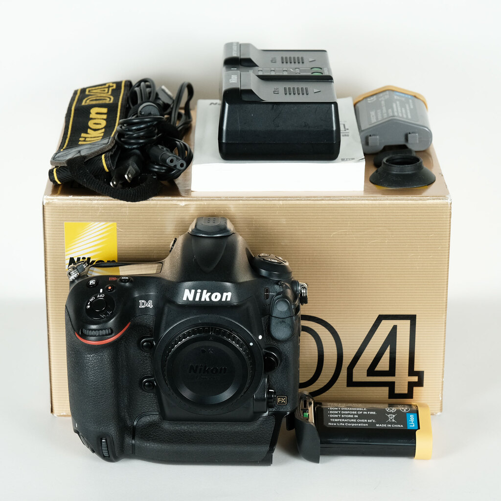 Nikon D4