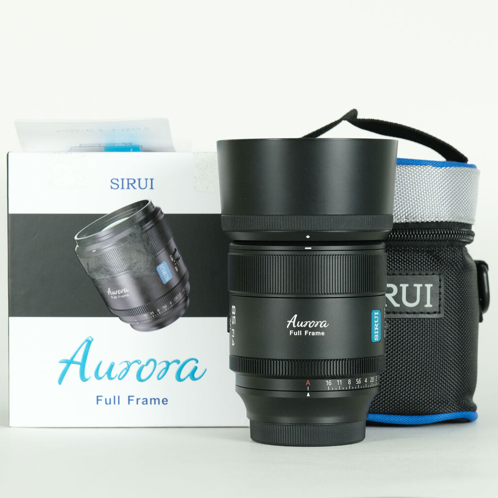 SIRUI AURORA 85mm F1.4 [ソニーE用]の出品 | ONE SCENE（ワンシーン）