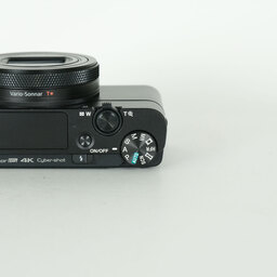 SONY Cyber-shot DSC-RX100M7