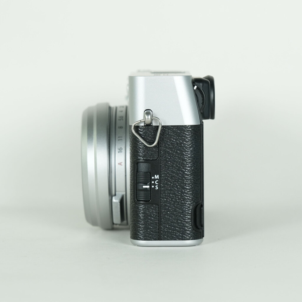 FUJIFILM X100V シルバー