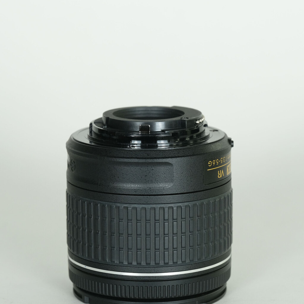 Nikon AF-P DX NIKKOR 18-55mm F3.5-5.6G VR