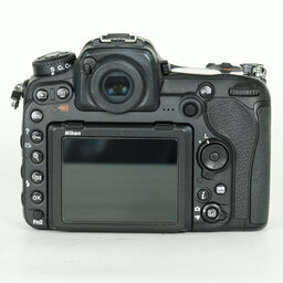 Nikon D500