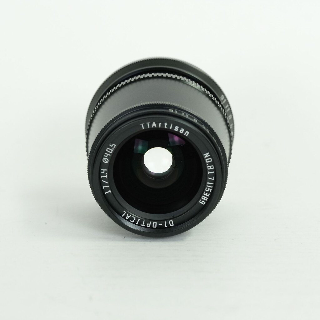 銘匠光学 TTArtisan 17mm F1.4 C ASPH (フジフイルムX用) ブラック