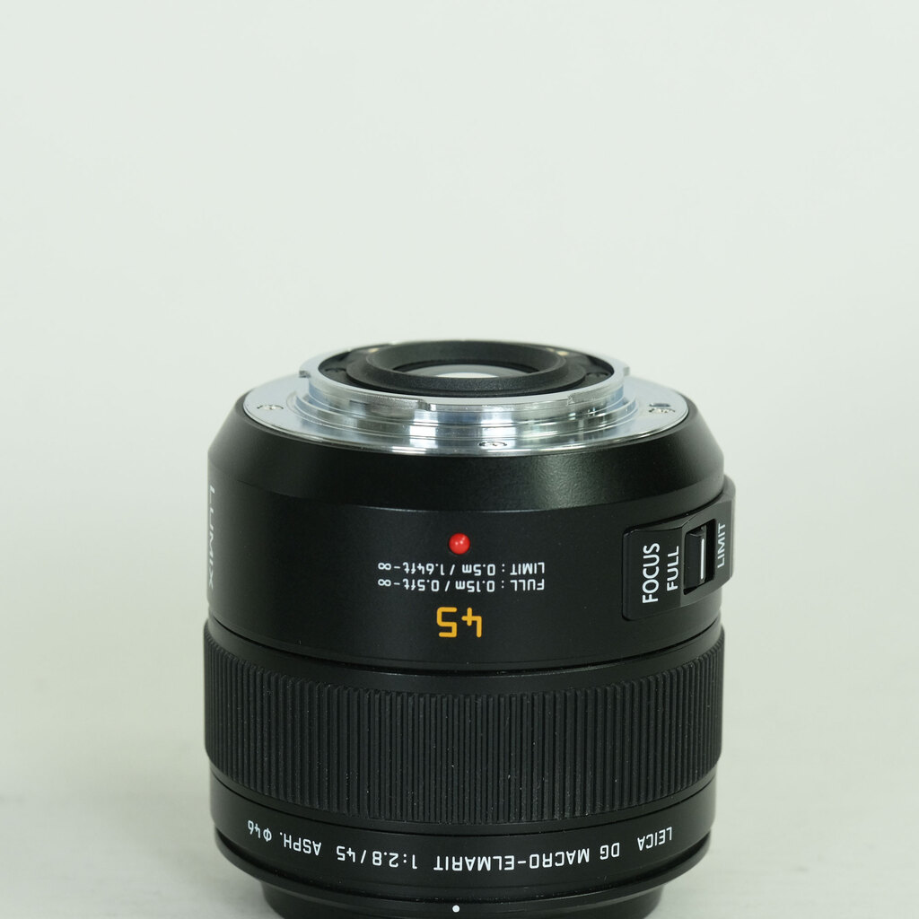 Panasonic LEICA DG MACRO-ELMARIT 45mm F2.8 ASPH. MEGA O.I.S.