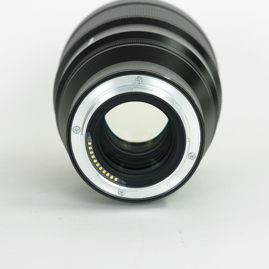 Nikon NIKKOR Z 135mm f/1.8 S Plena