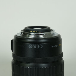 Canon EF-S15-85mm F3.5-5.6 IS USM