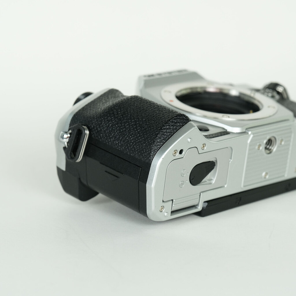 OM SYSTEM OM-5 Mark II ボディ シルバー