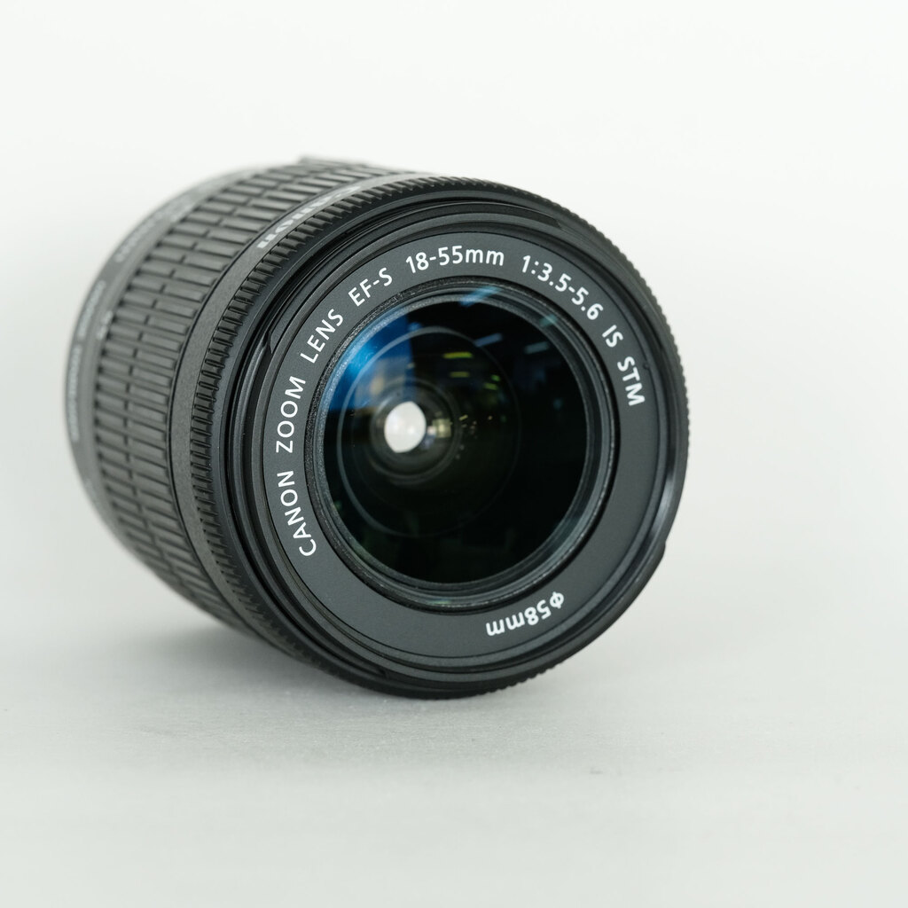 Canon EF-S18-55mm F3.5-5.6 IS STM
