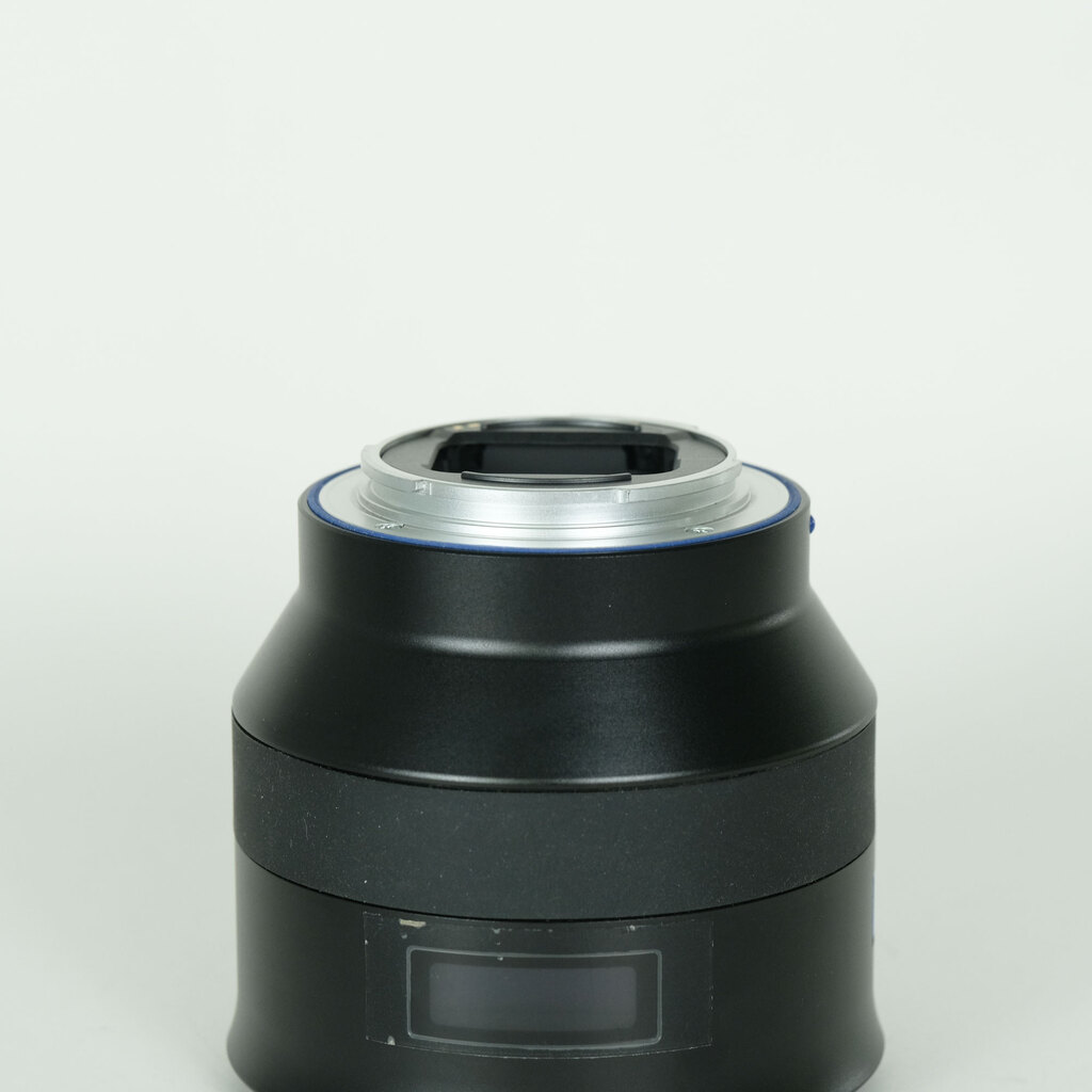 Carl Zeiss Batis 2/25 [ソニーE用]の出品 | ONE SCENE（ワンシーン）