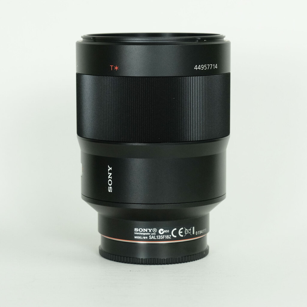 SONY Sonnar T* 135mm F1.8 ZA SAL135F18Z