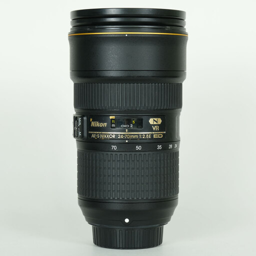 Nikon AF-S NIKKOR 24-70mm f/2.8E ED VR Nikon AF-S NIKKOR 24-70mm f/2.8E ED VR