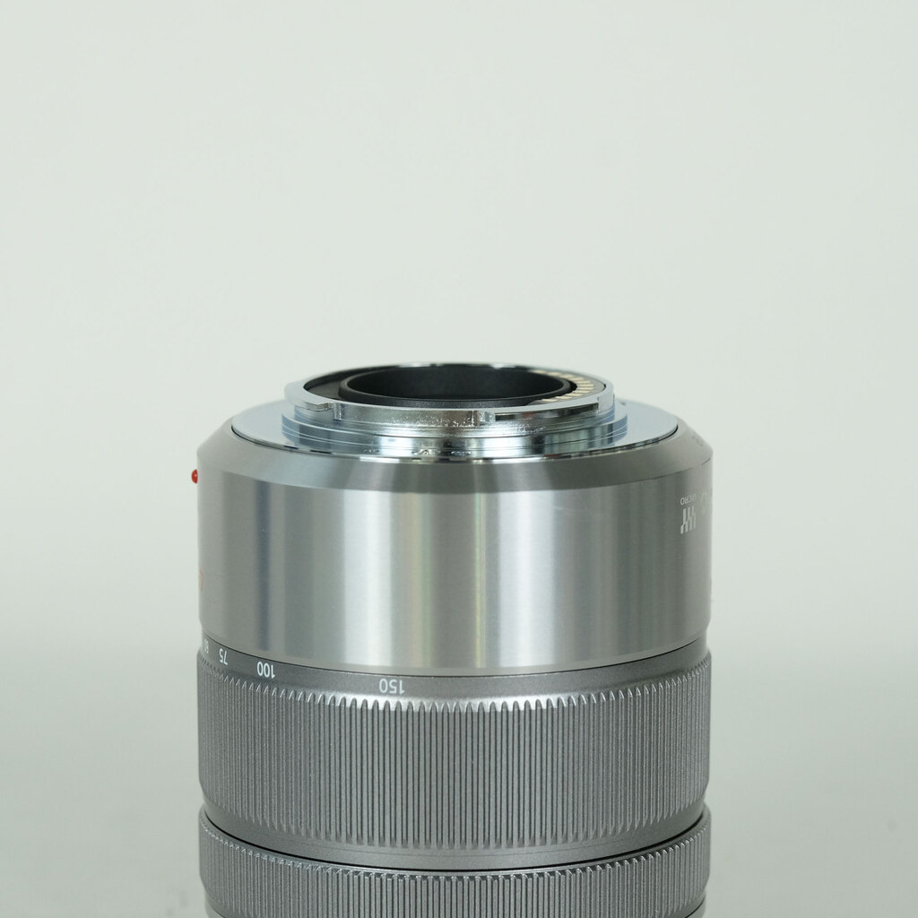 Panasonic LUMIX G VARIO 45-150mm / F4.0-5.6 ASPH. / MEGA O.I.S.