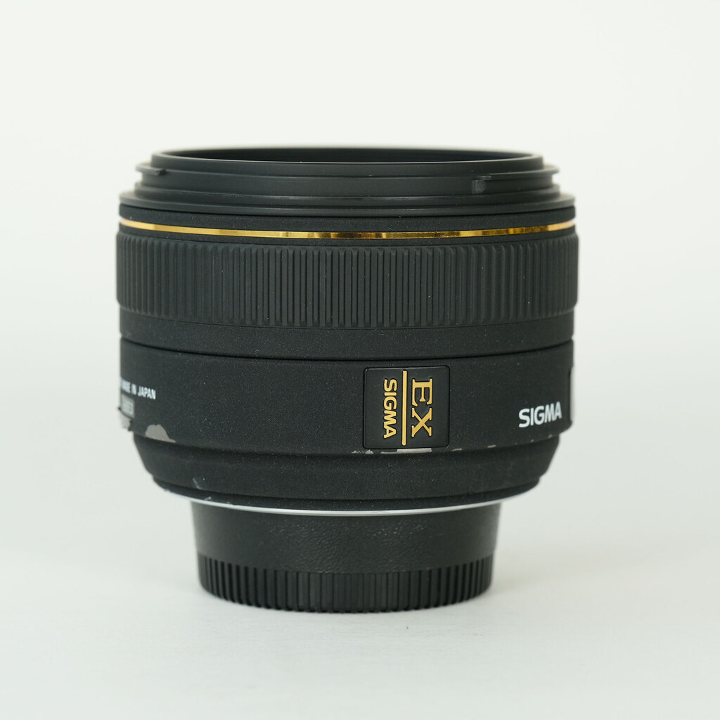 SIGMA 30mm F1.4EX DC HSM [ニコンF用]の出品 | ONE SCENE（ワンシーン）