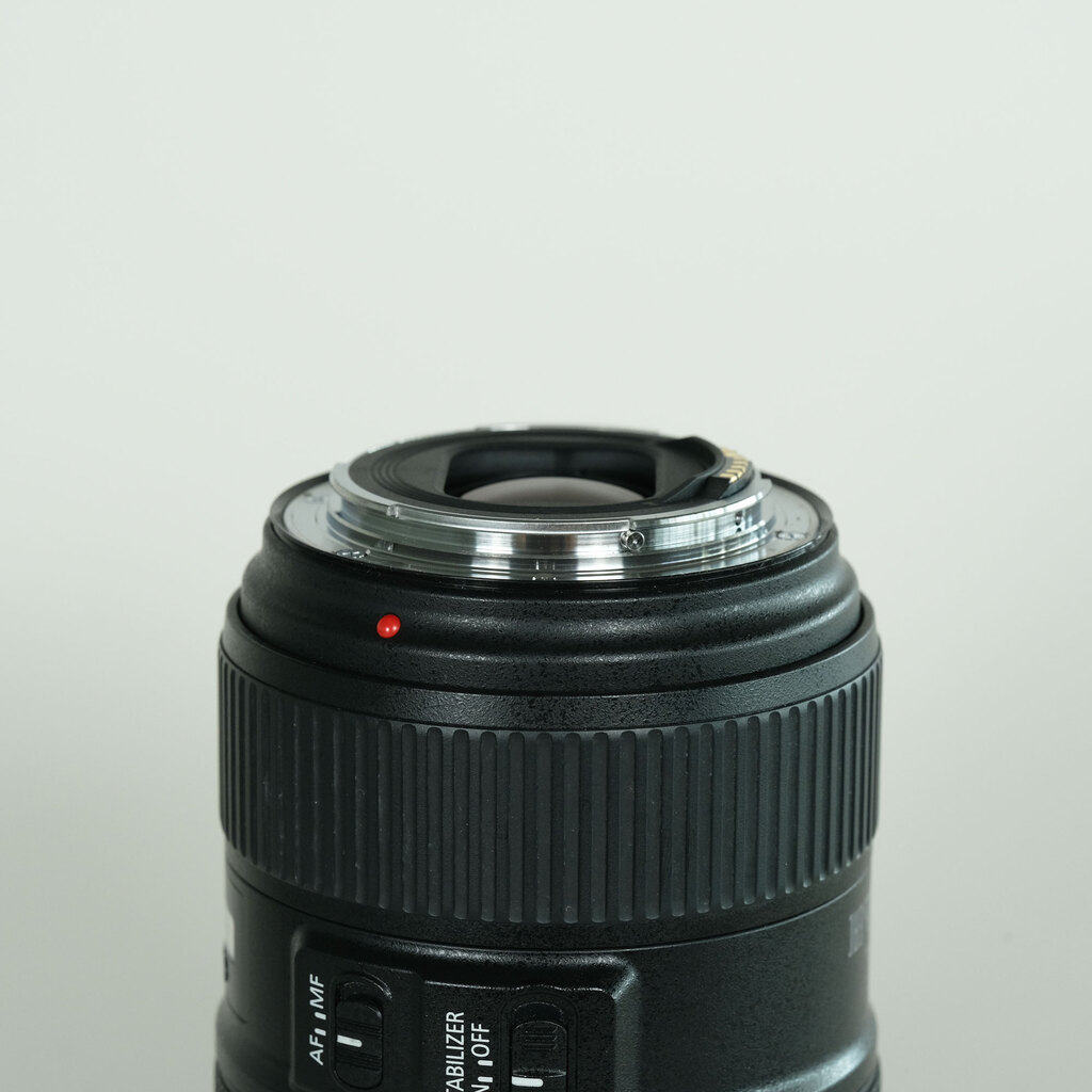 Canon EF24-105mm F4L IS II USM Canon EF24-105mm F4L IS II USM