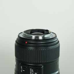 Canon EF24-105mm F4L IS II USM Canon EF24-105mm F4L IS II USM