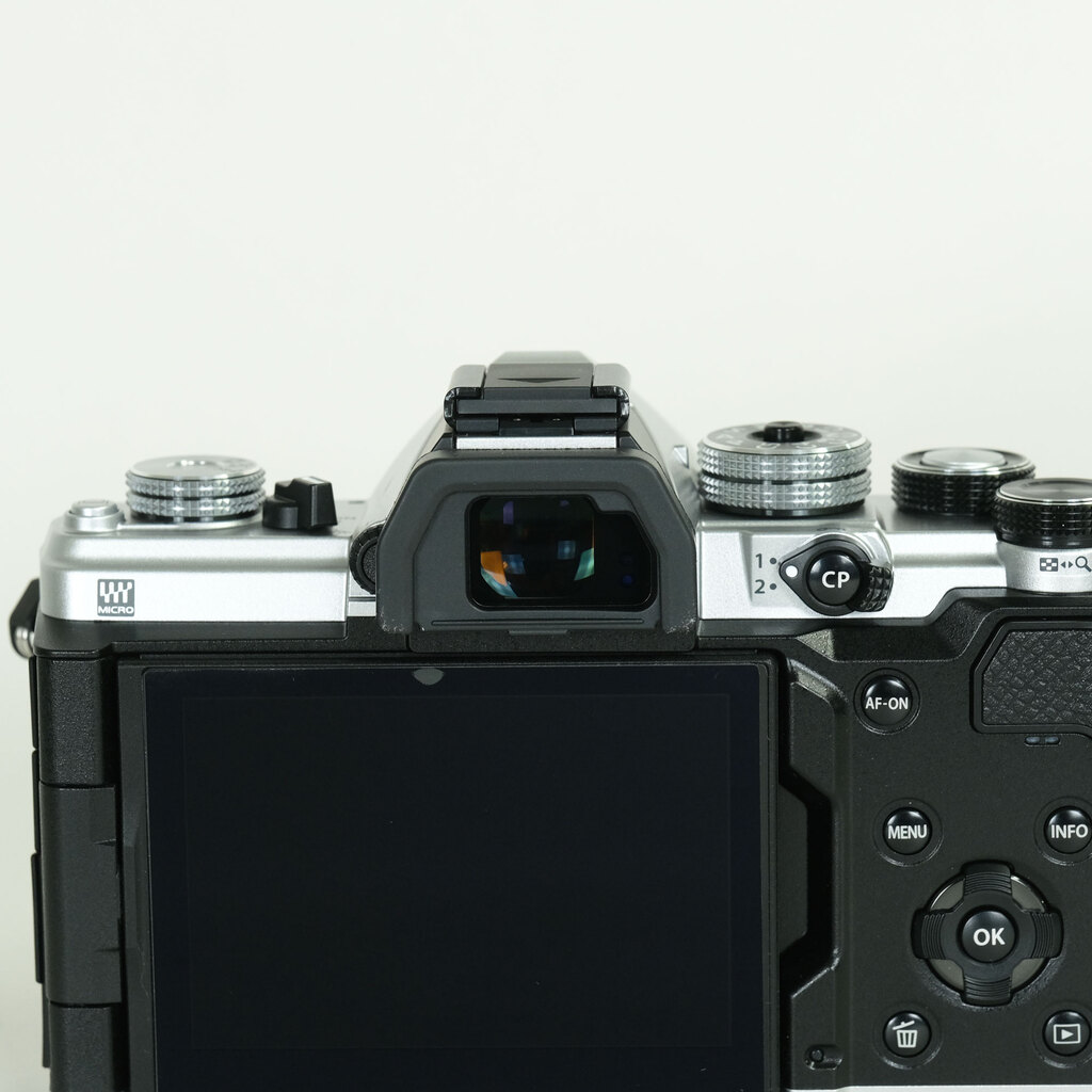 OM SYSTEM OM-3