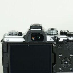 OM SYSTEM OM-3