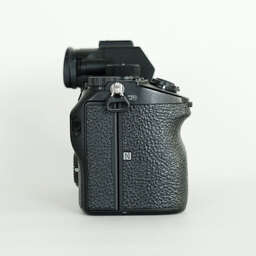 SONY α7 III（ILCE-7M3）