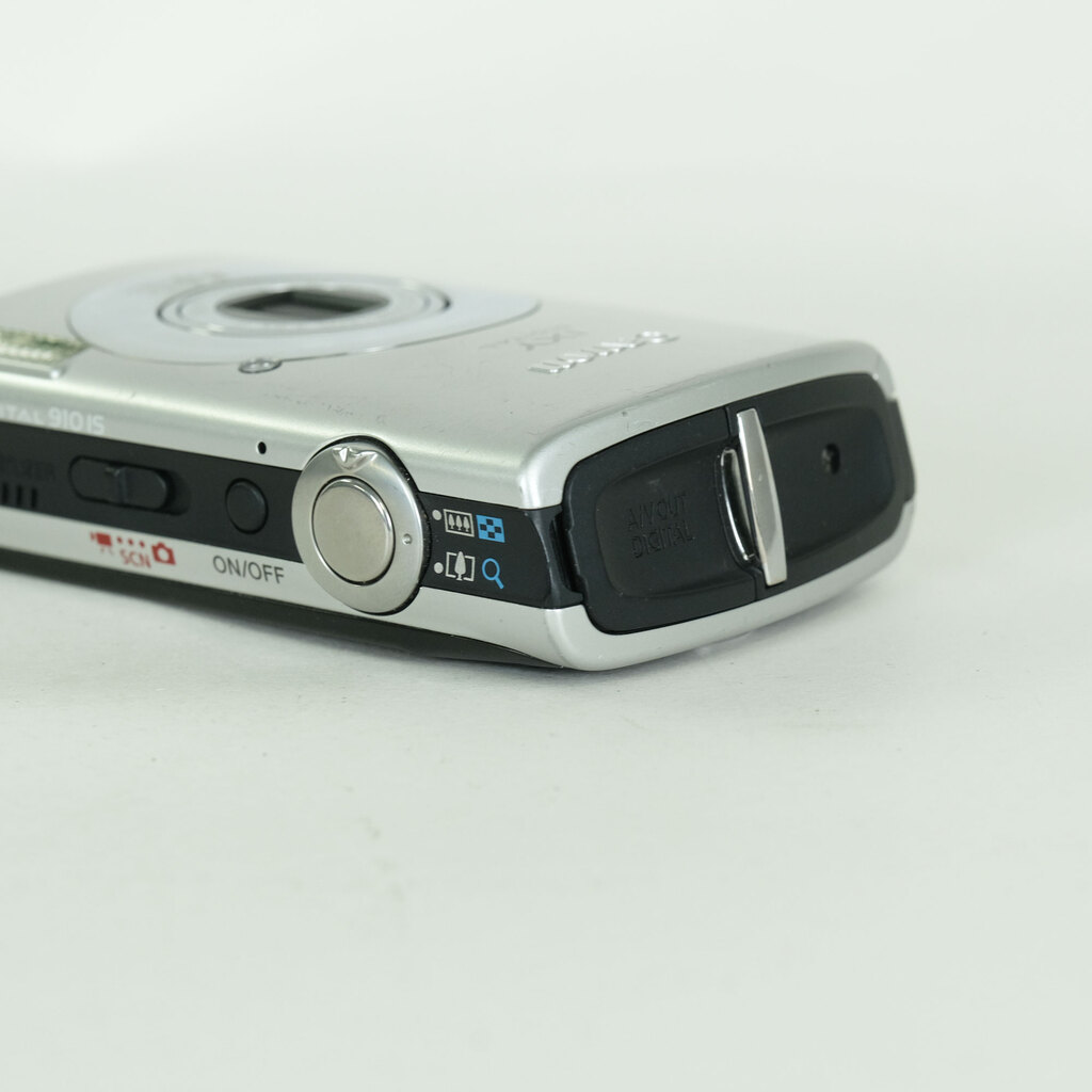 Canon IXY DIGITAL 910IS シルバー