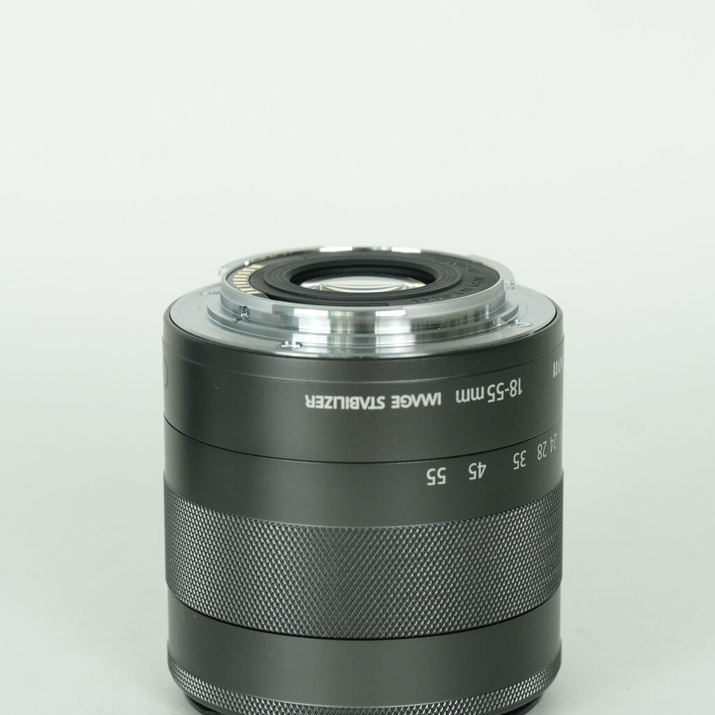 Canon EF-M18-55mm F3.5-5.6 IS STMの出品 | ONE SCENE（ワンシーン）