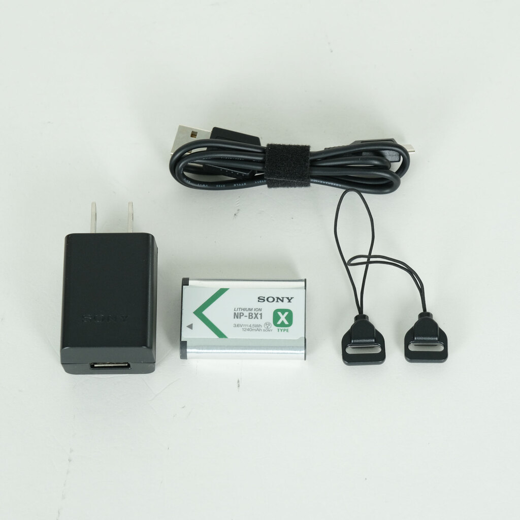 SONY Cyber-shot DSC-RX100M7