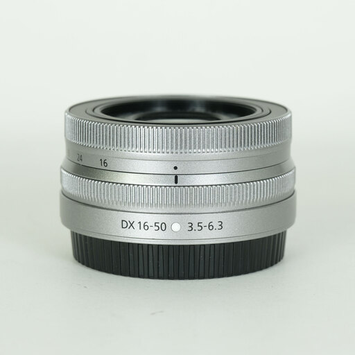 Nikon NIKKOR Z DX 16-50mm f/3.5-6.3 VR Nikon NIKKOR Z DX 16-50mm f/3.5-6.3 VR