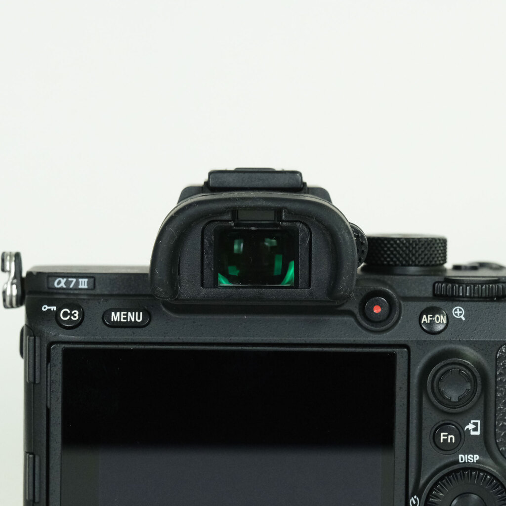 SONY α7 III(ILCE-7M3) SONY α7 III(ILCE-7M3)