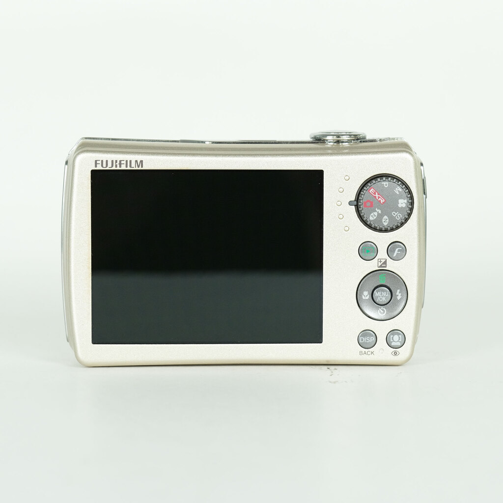 FUJIFILM FinePix F200EXR　シルバー