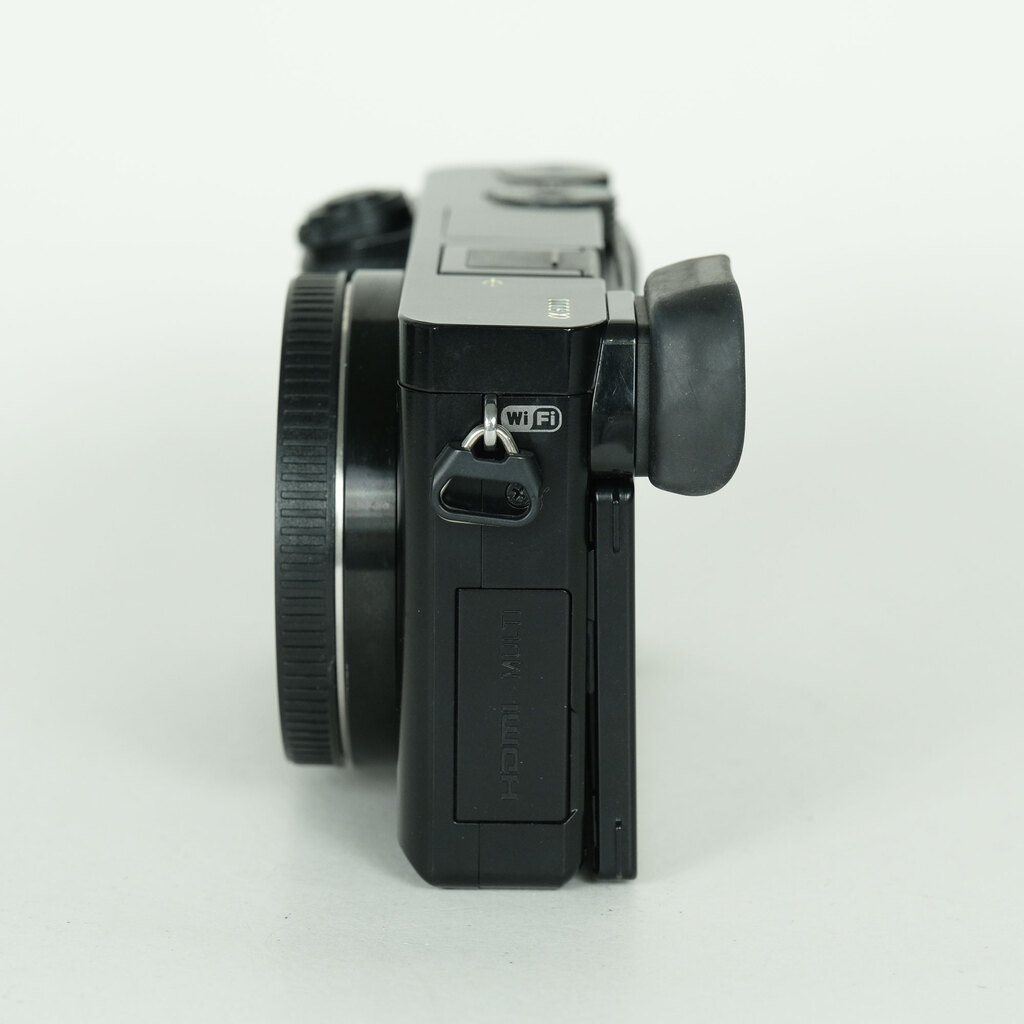 SONY α6000(ILCE-6000) SONY α6000(ILCE-6000)