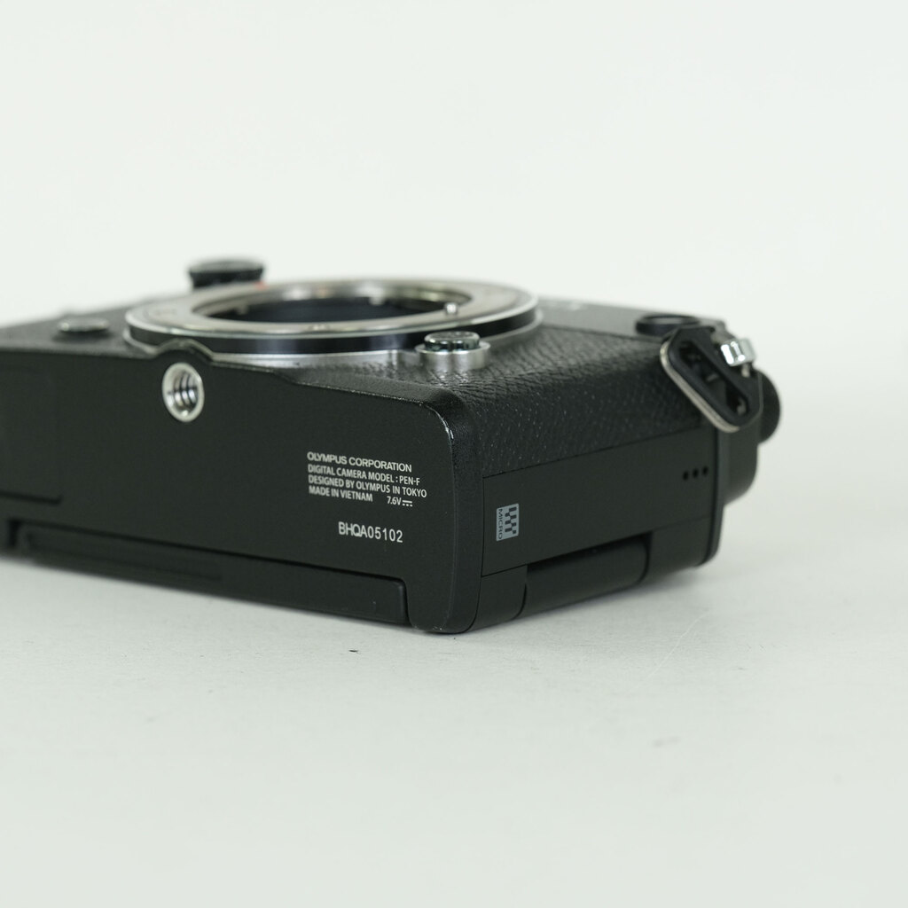 OLYMPUS PEN-F OLYMPUS PEN-F