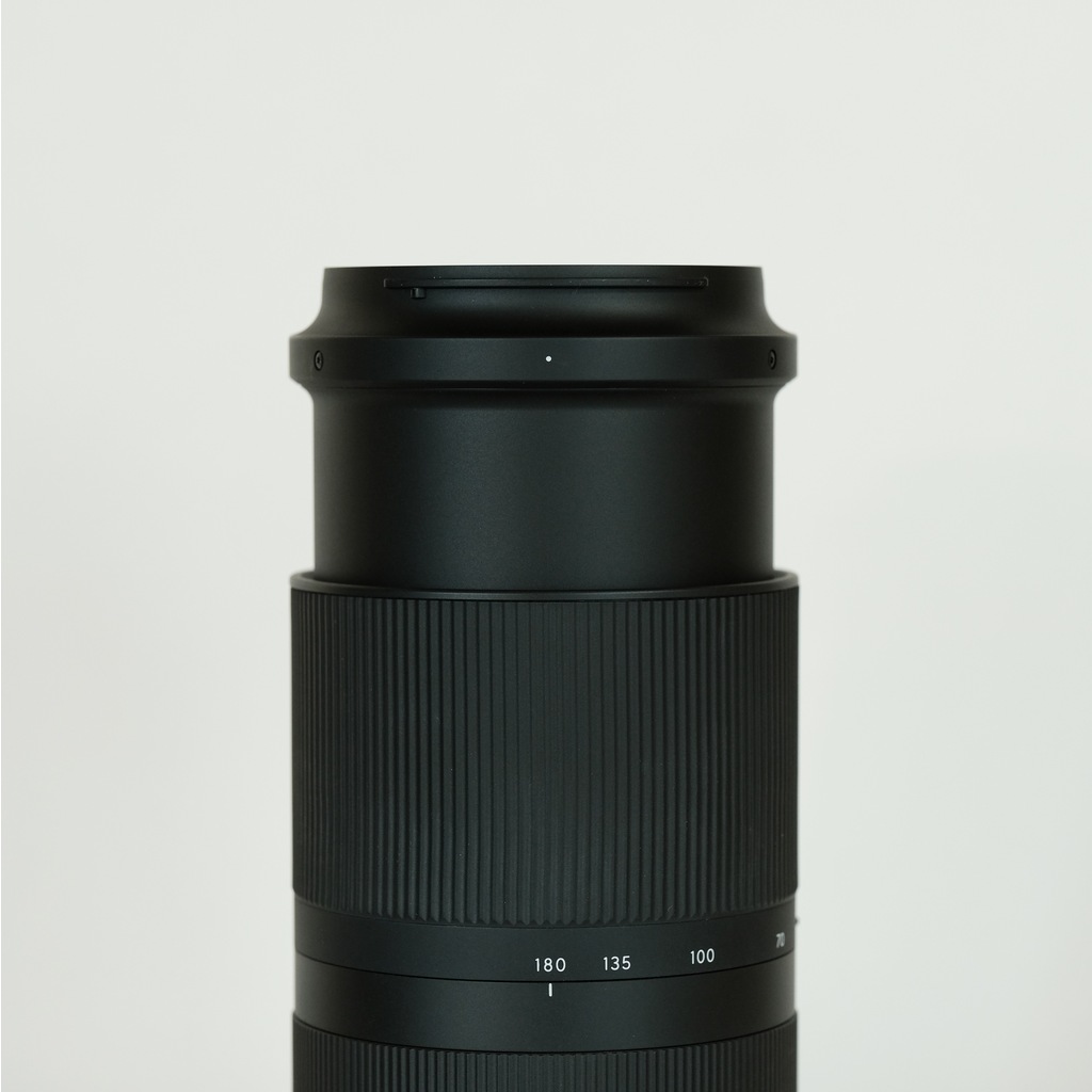 TAMRON 70-180mm F/2.8 Di III VXD (Model A056) [ ソニーE用 ]