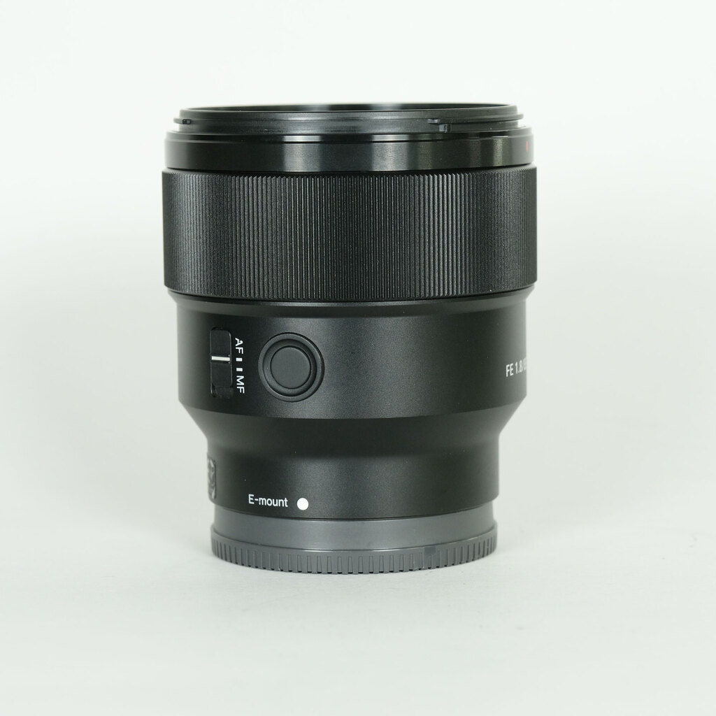 SONY FE 85mm F1.8 SEL85F18