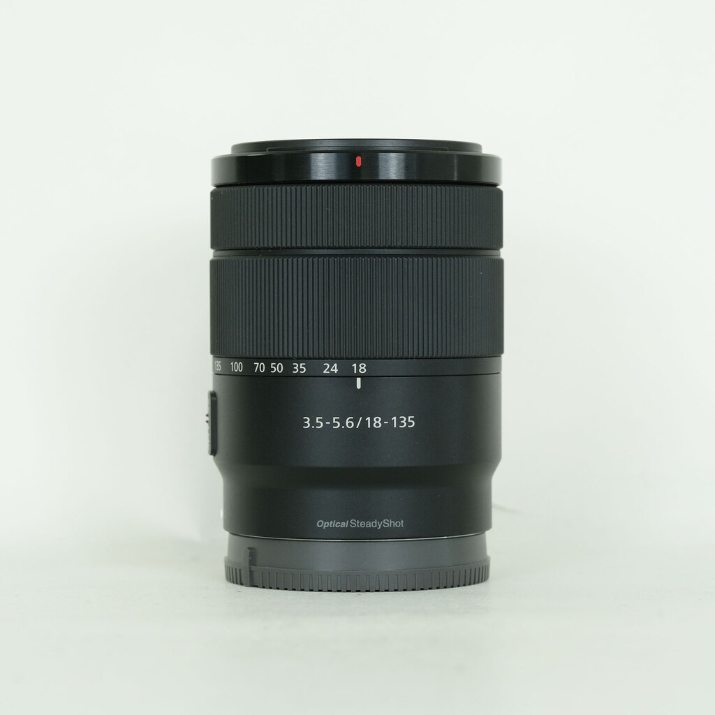 SONY E 18-135mm F3.5-5.6 OSS SEL18135