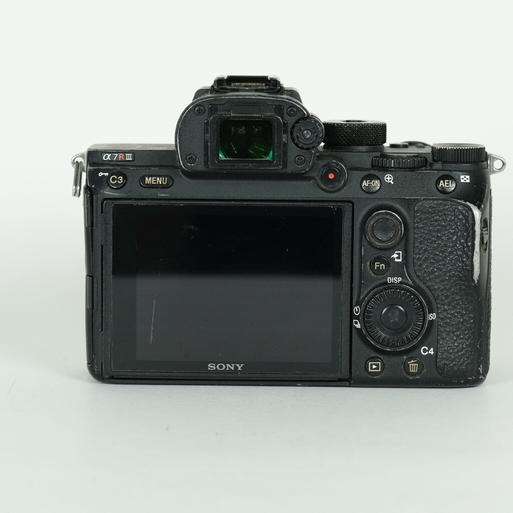 SONY α7R III(ILCE-7RM3) SONY α7R III(ILCE-7RM3)