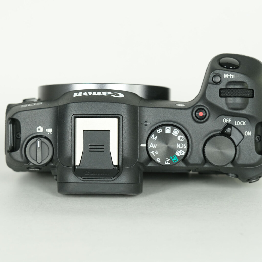 Canon EOS R8 Canon EOS R8